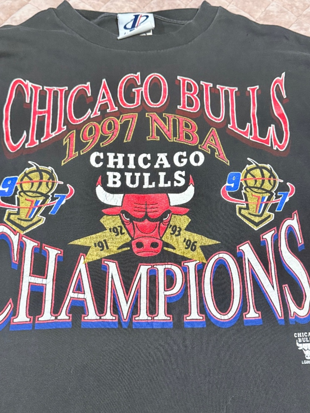 Vintage Chicago Bulls 1997 NBA Champions Tee Shirt XL Logo 7